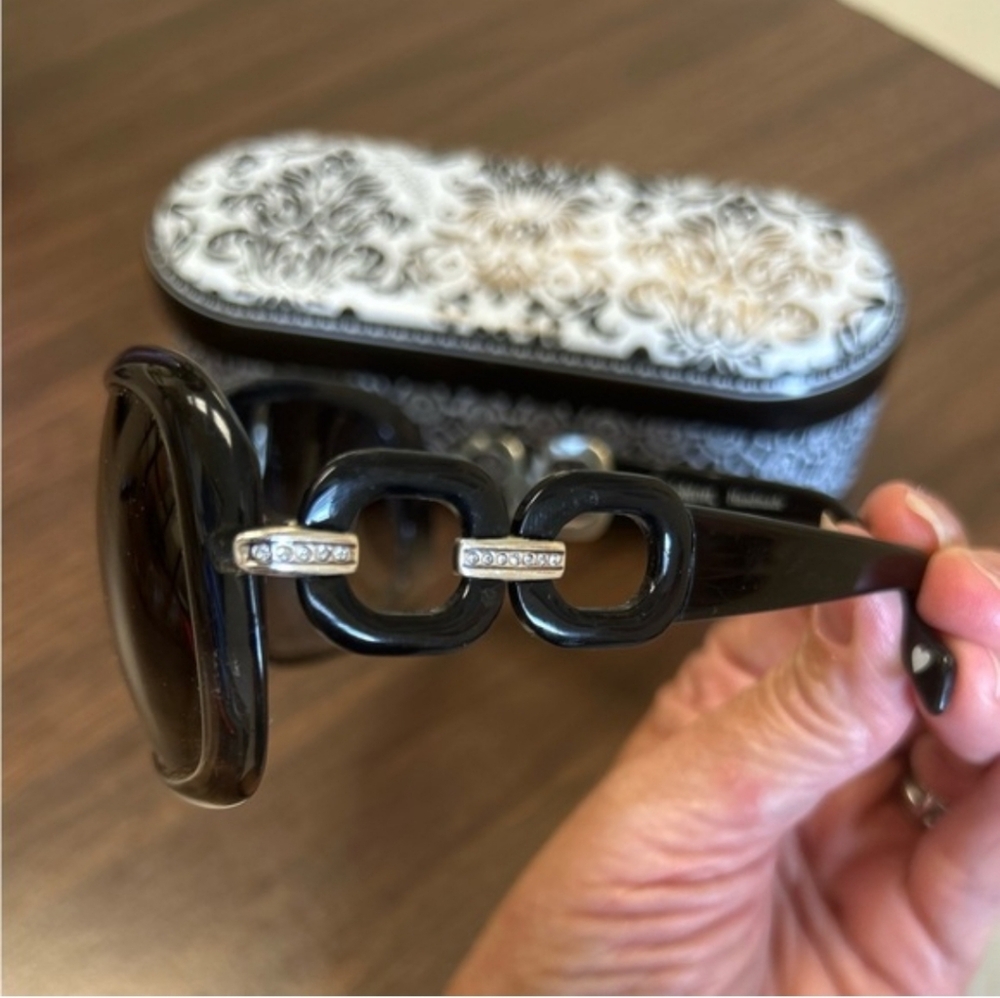 Brighton Black Women's Sunglasses W/Metal Case - Picture 7 of 7